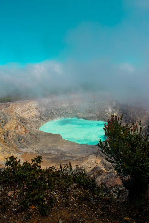 Lacs colorés du cratère du Kelimutu
