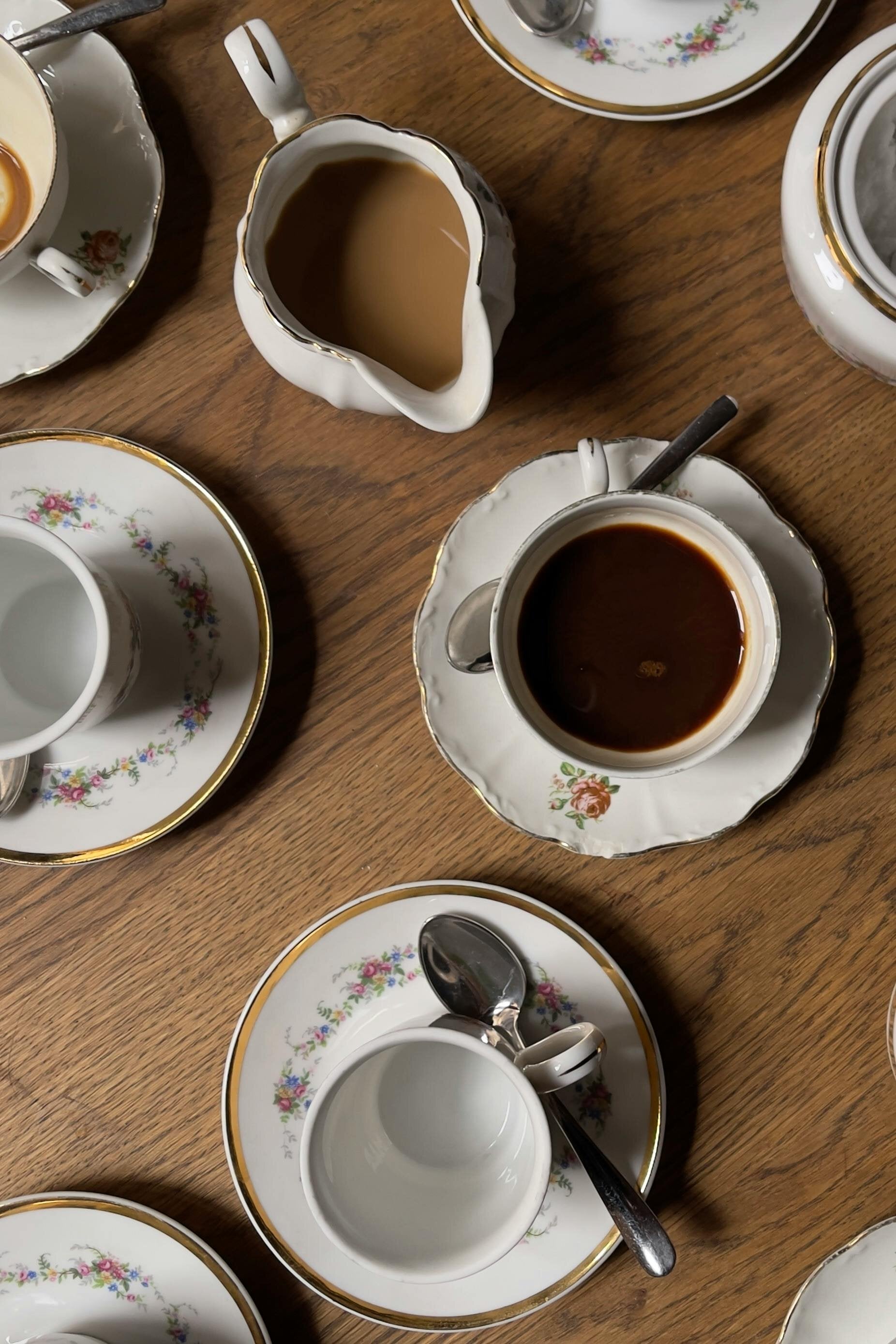 Comment compléter un service d'art de la table, galerie saint Michel Bruxelles 