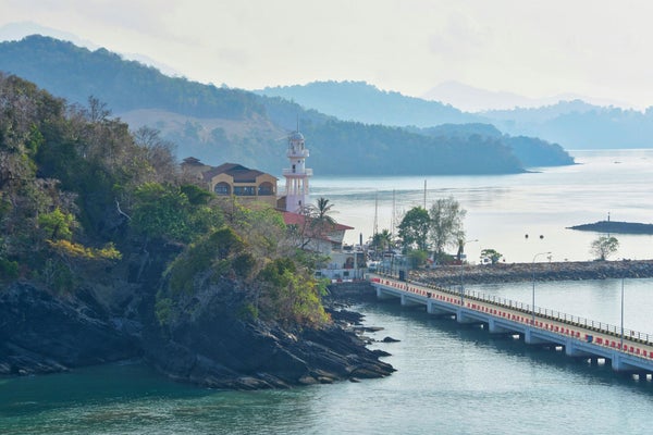 Côte verdoyante de Langkawi