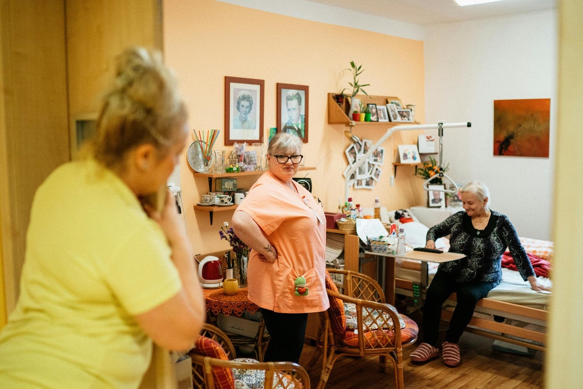SWEET SOPHIAS SENIOR LIVING photo 2