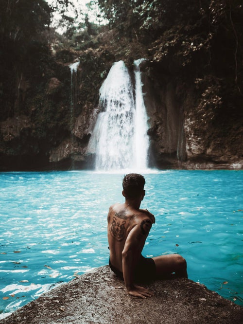 Cascade turquoise de Kawasan