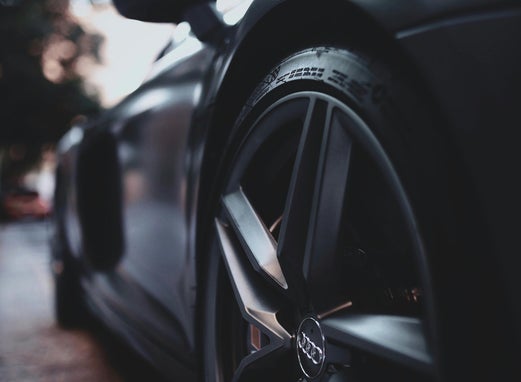 F-spec performance , Chip tuning, chrome delete, ontchromen, auto performance, auto zwart maken, auto upgrade