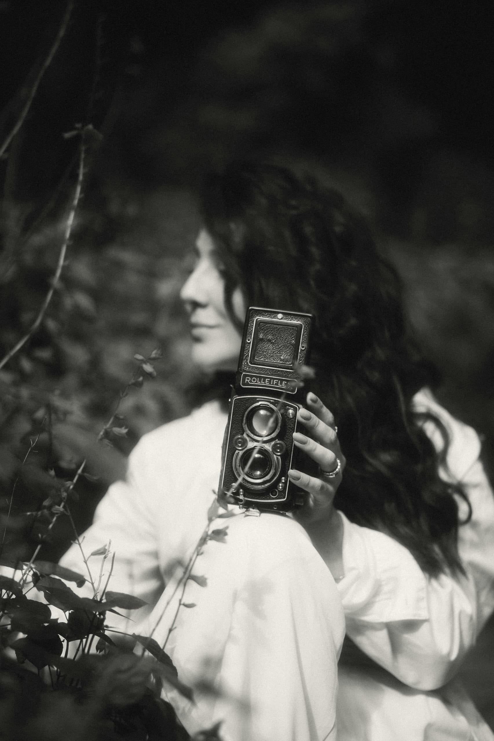Associazione culturale officine analogiche, Castiglion fiorentino, Arezzo, Toscana. Corsi, workshop, scuola di fotografia analogica. Impara a sviluppare un negativo in bianco e nero. Impara ad utilizzare le chimiche e a conservare le pellicole