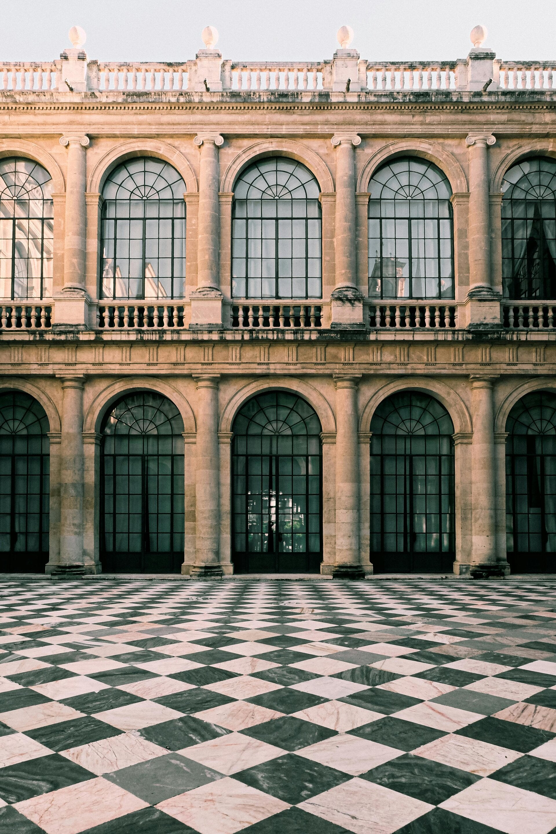 Palace, étoiles et art de la table. Galerie saint Michel Bruxelles 