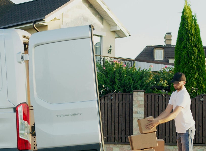 Déménagement Lyon 69 - Camion AVI Déménagement professionnel