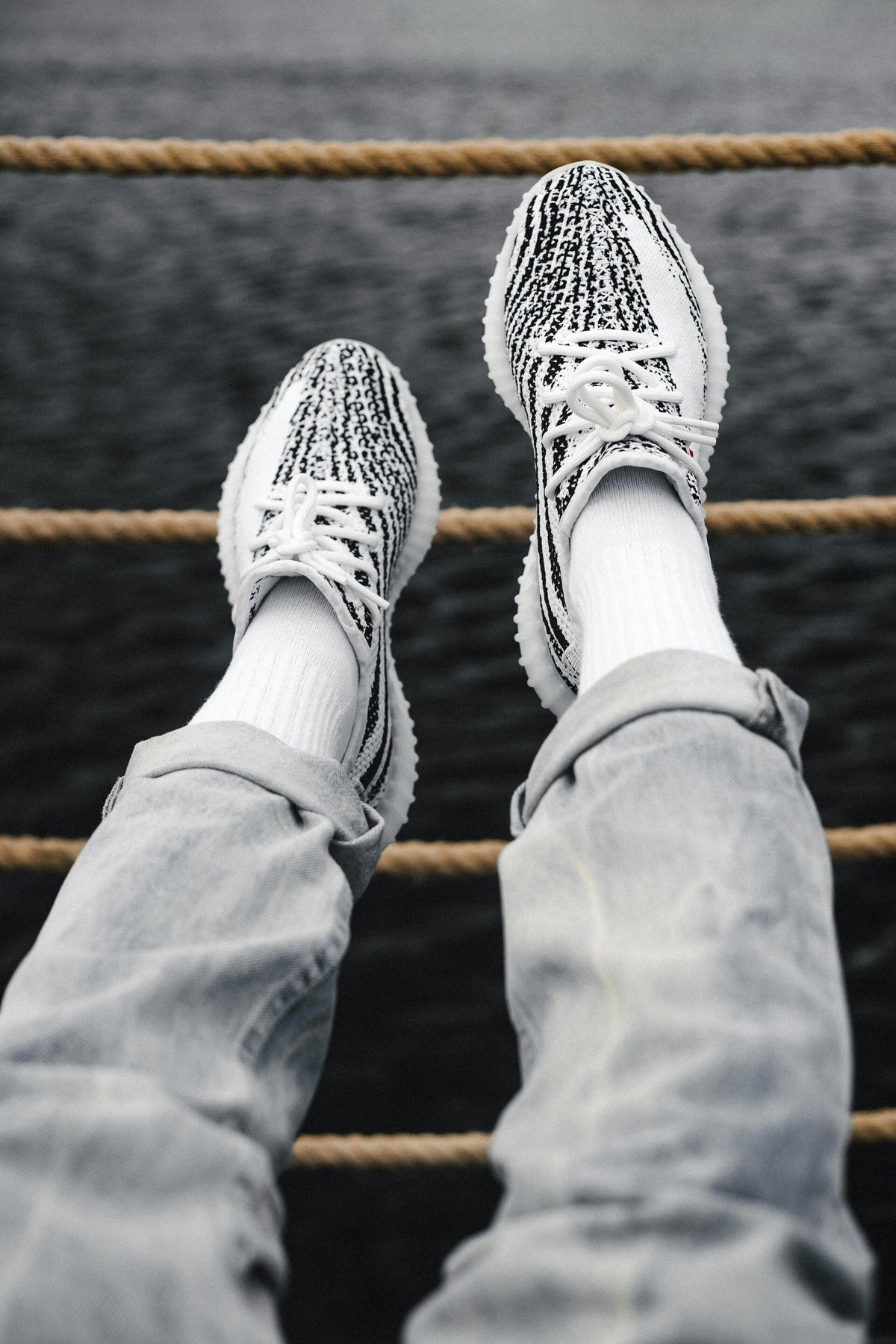 adidas gazelle silver green womens Adidas Yeezy Boost 350 V2 Yecheil