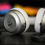 zestawy słuchawkowe, zestawy głośnomówiące, zestawy bluetooth, głośniki multimedialne