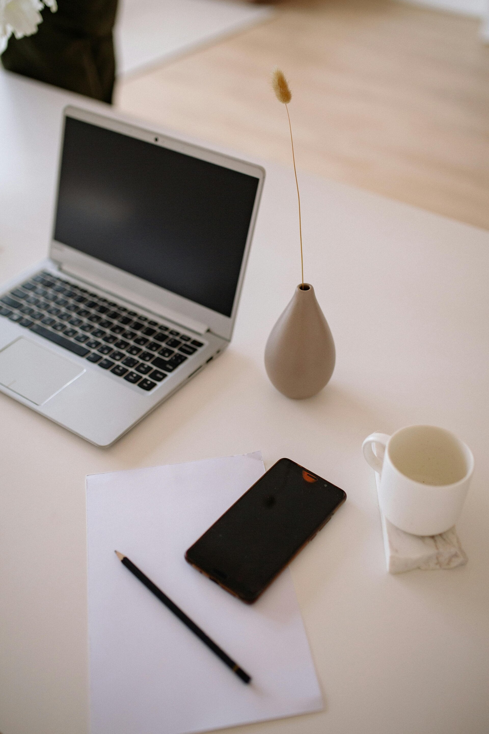 the benefits of hiring a virtual assistant