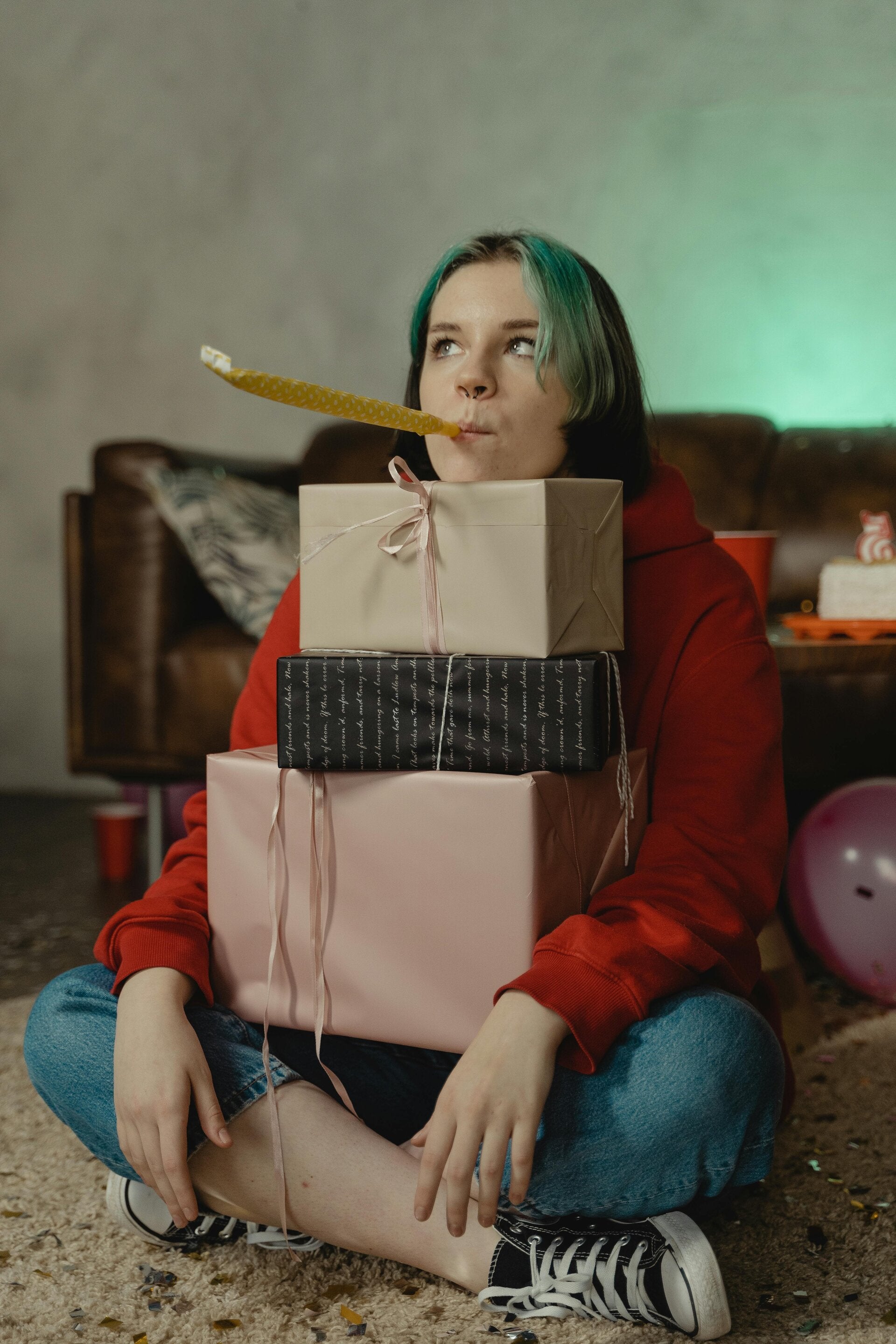 Picture depicting novelty gifts