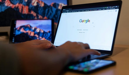 consultant seo tourisme