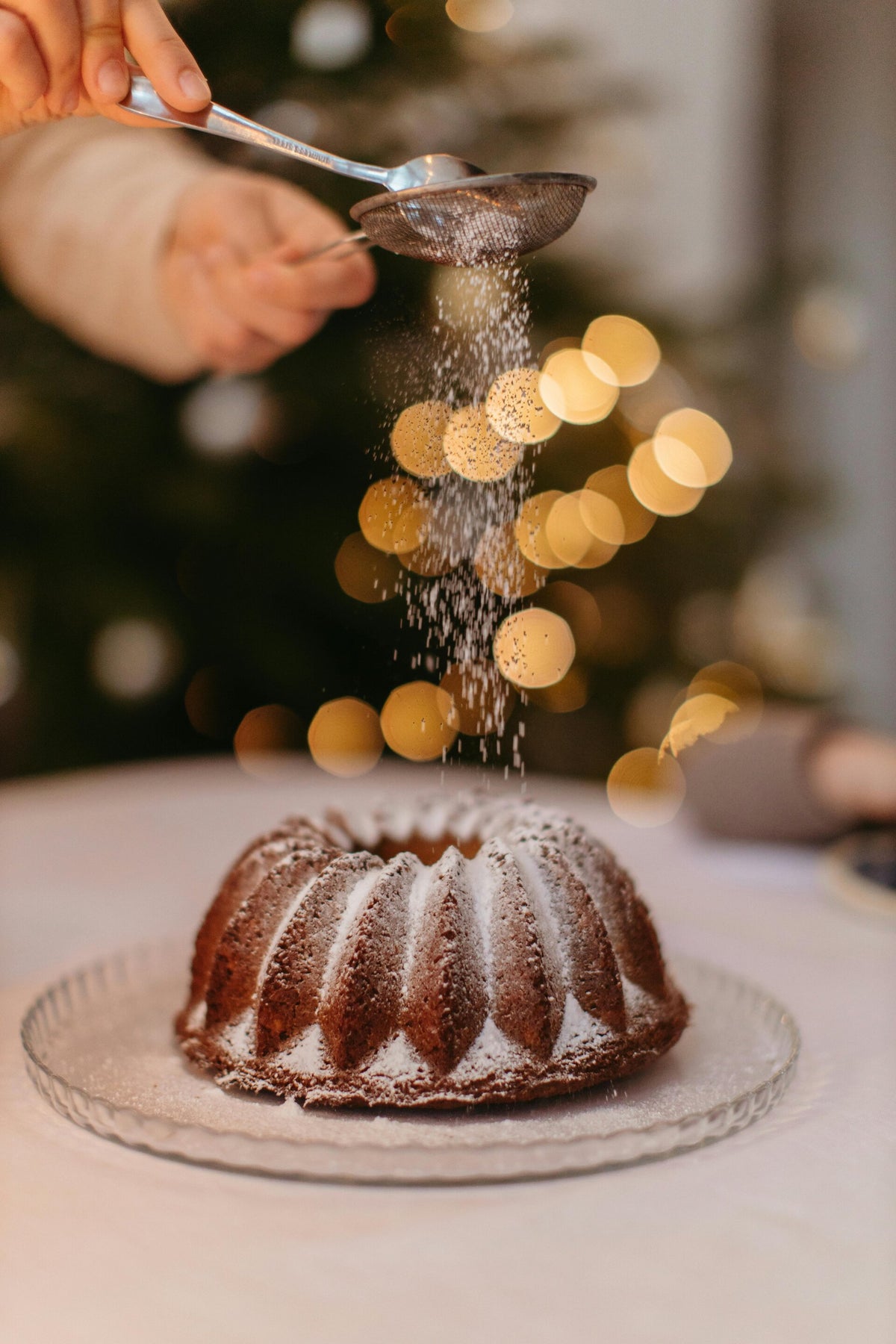 Suzi's Famous Cakes & Treats