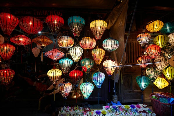 Lanternes colorées de Hoi An