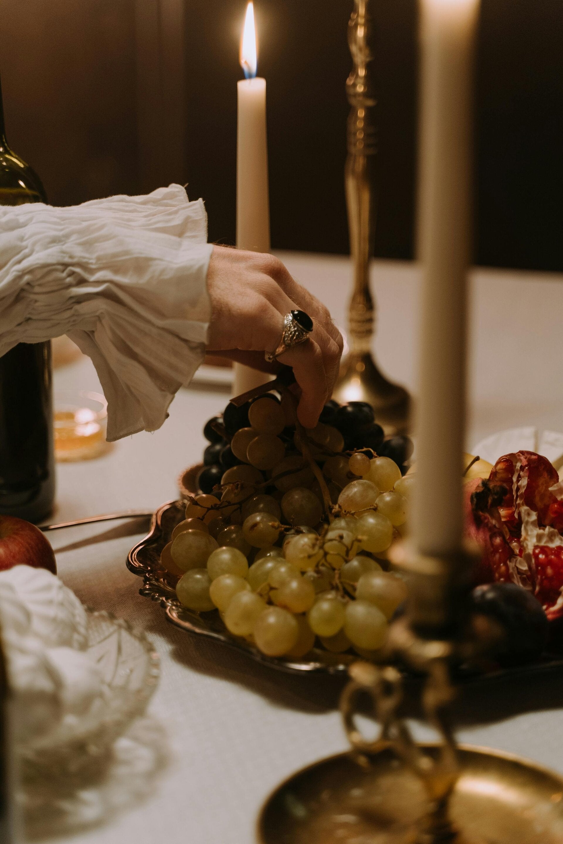 De dónde viene la costumbre de comer doce uvas en nochevieja en España.