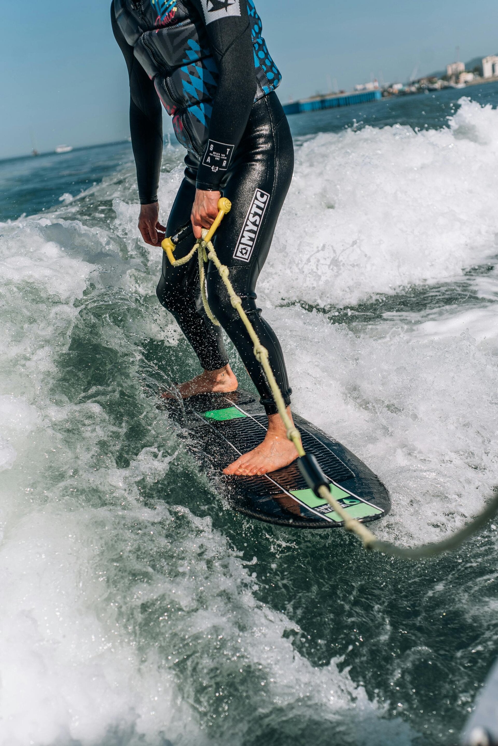 Lightweight carbon fiber windsurfing gear