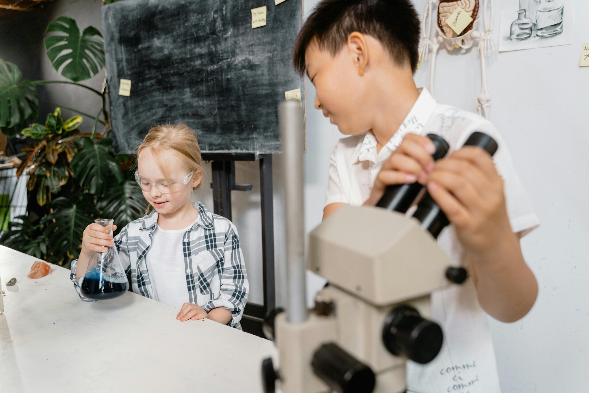 Techniekexperimenten voor kinderen tijdens Saxion Technology Day Deventer