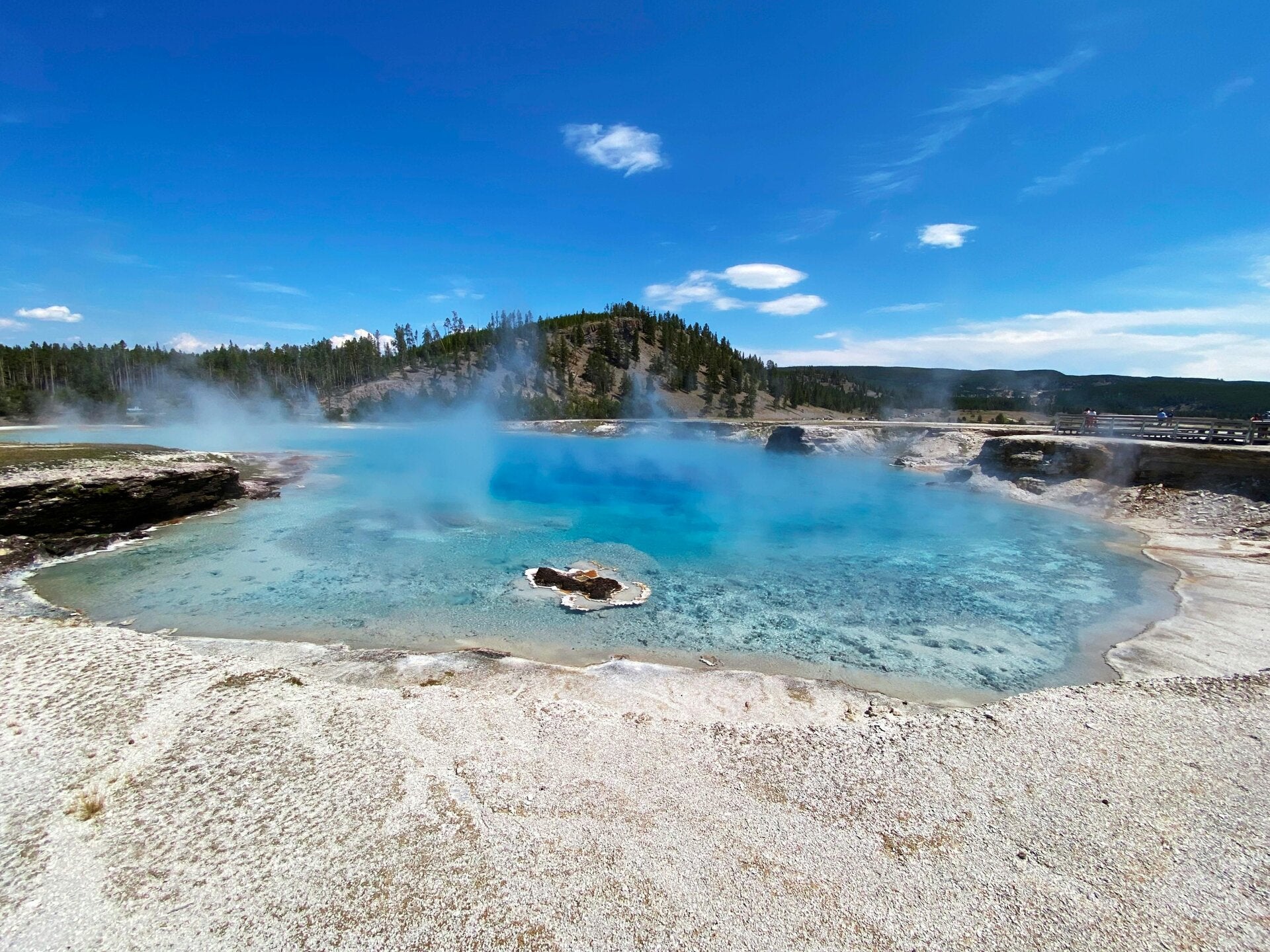 YELLOWSTONE