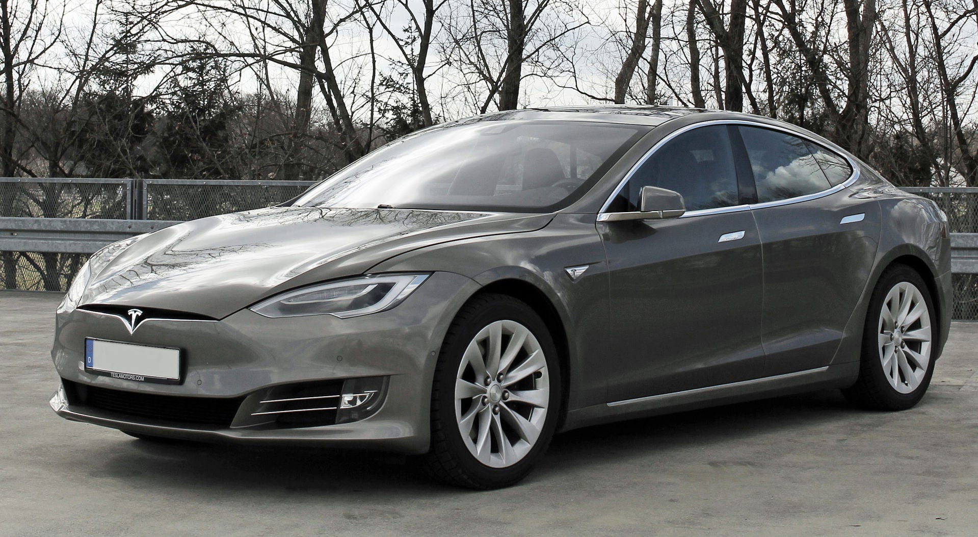 Tesla model S