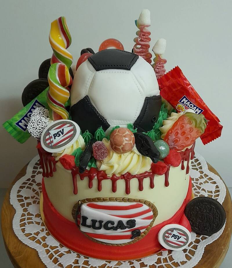 019voetbalcandycaketaart.jpg