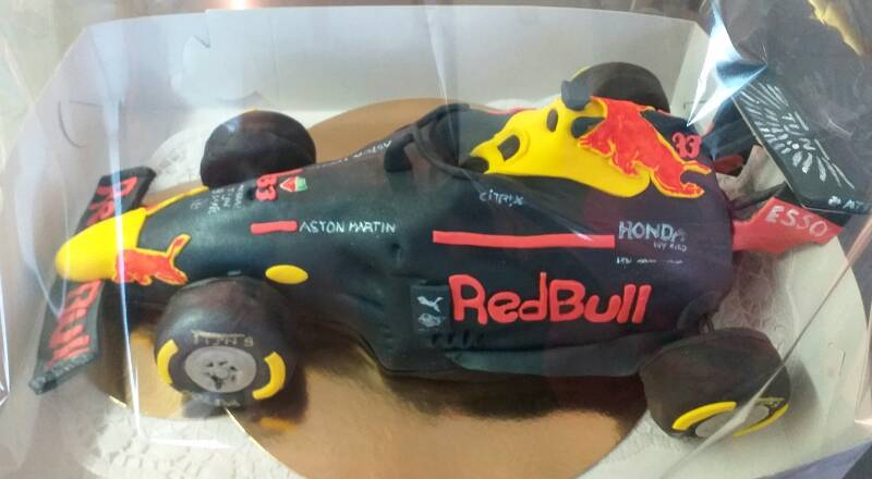 09-redbulltaart.jpg