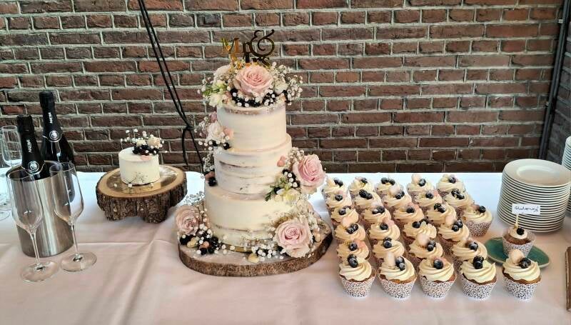 1-bruidstaart-cupcakes-standard.jpg