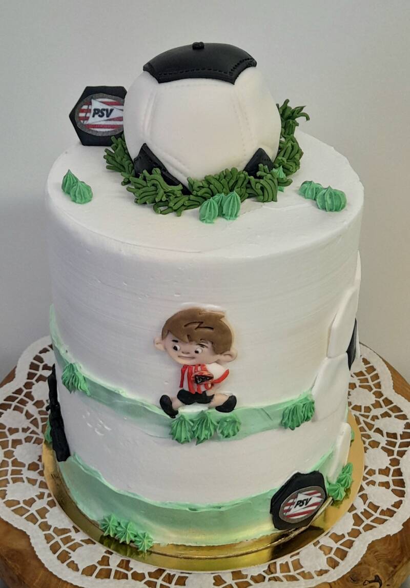 11voetbaltaartpsv.jpg