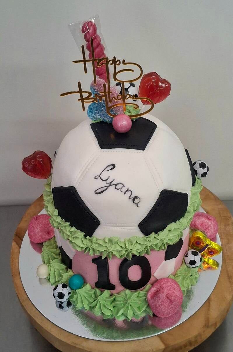 121-voetbal-taart-standard.jpg