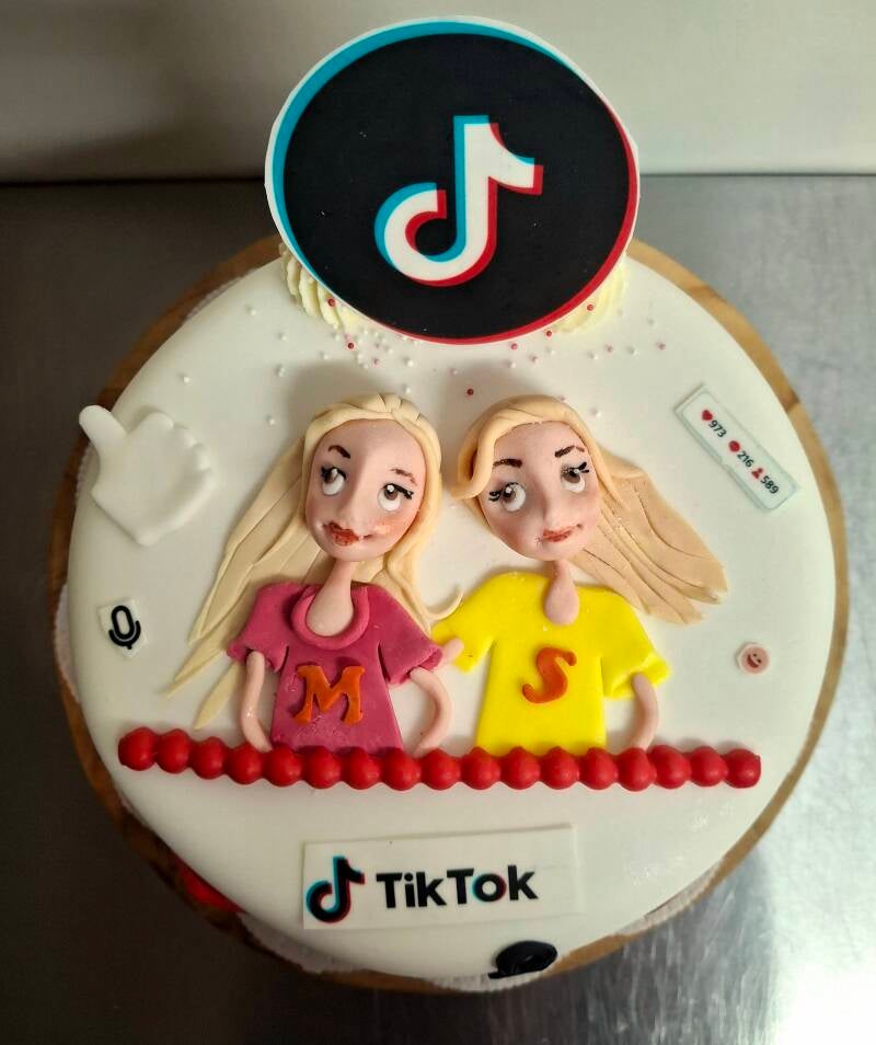 124-tik-tok-taart-standard.jpg