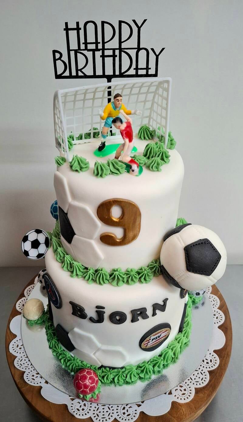 14-voetbal-taart-standard.jpg