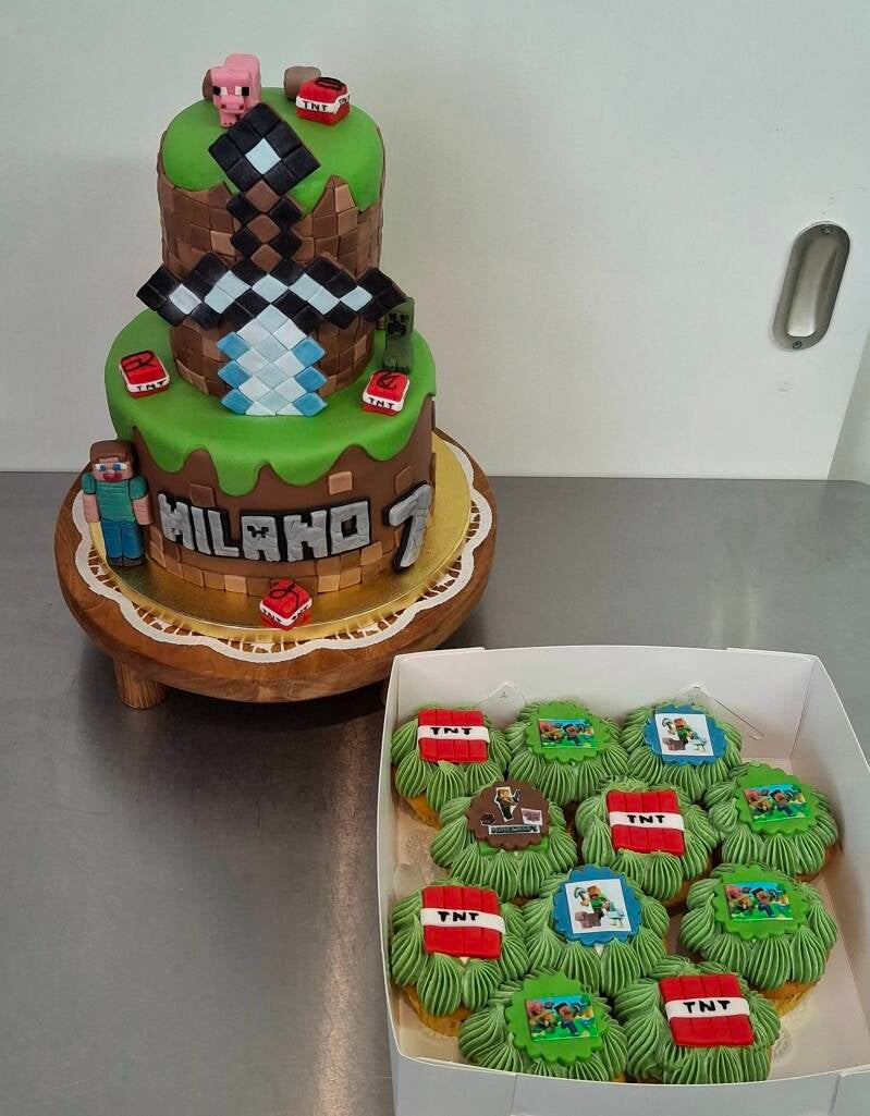 149-minecraft-taart-cupcakes-standard.jpg
