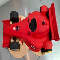 21-racewagen-taart-standard.jpg