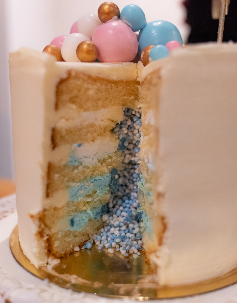 31-boy-or-girl-taart-reveal-standard.png