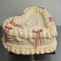 5-vintage-cake-standard.jpg
