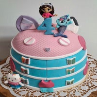 50-gabby-s-poppenhuis-taart-standard.jpg