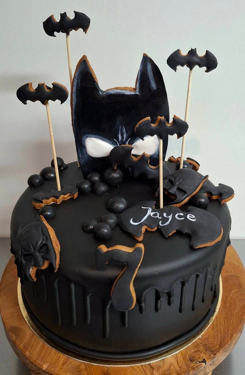 88-batman-taart-standard.jpg