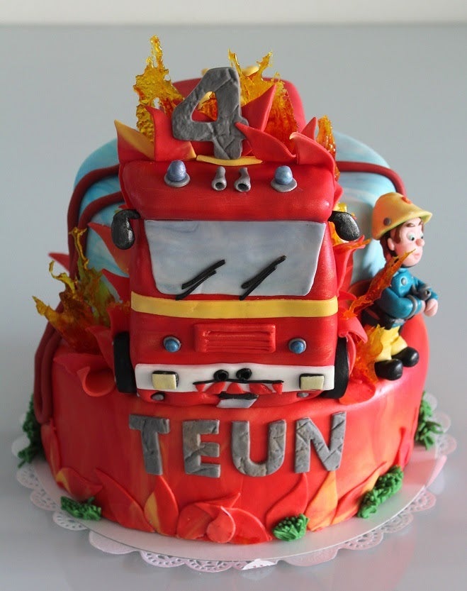 947- Brandweerman Sam Taart.JPG