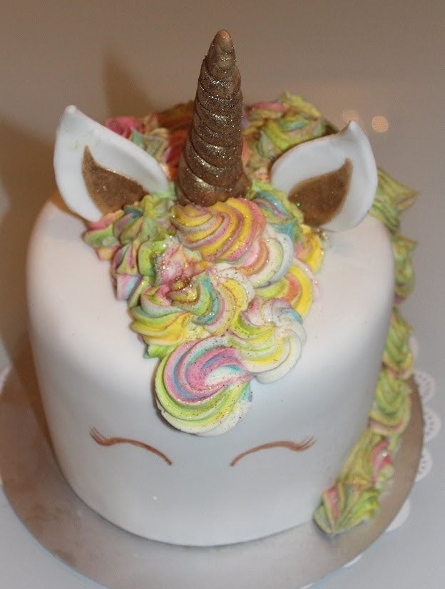 883- Unicorn taart.JPG