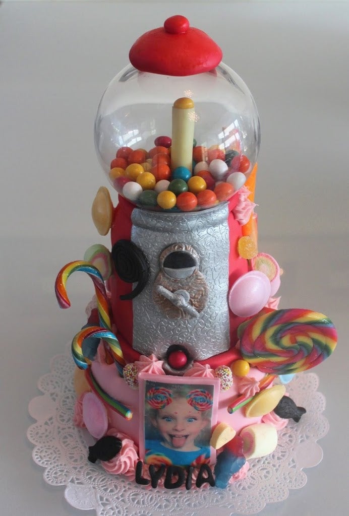 721- Snoepjestaart kauwgomballen automaat Taart .JPG