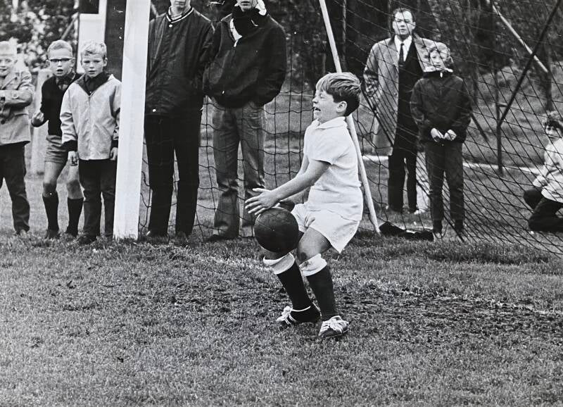 Krantenfoto 1967: WK-keeper Tonny de Jong.