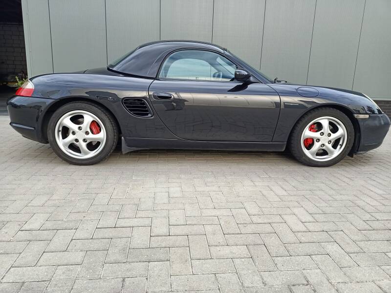 Porsche Boxster 3.2S 986 zijkant