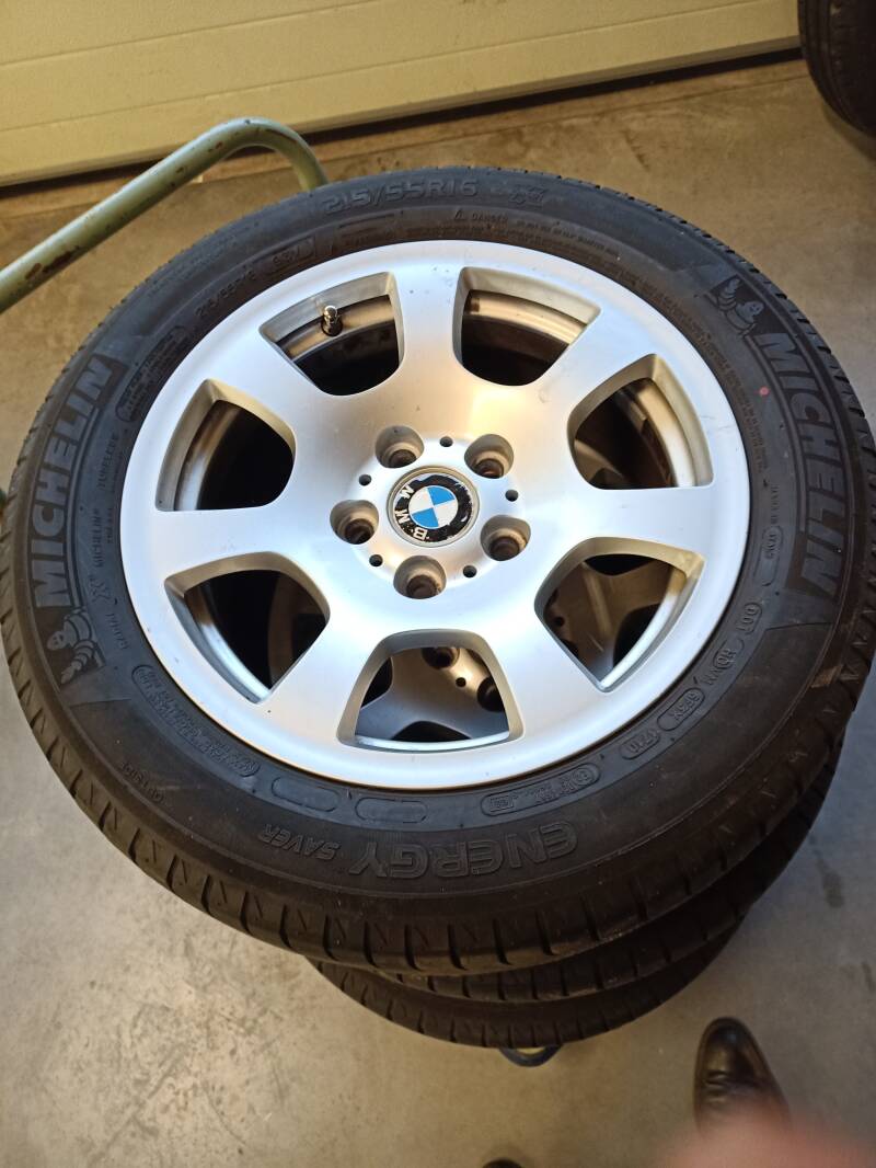 BMW E60 E61 velgen met banden Zwolle