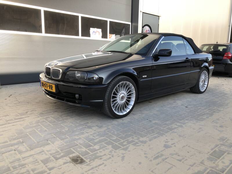 BMW 323I cabrio e46 2001