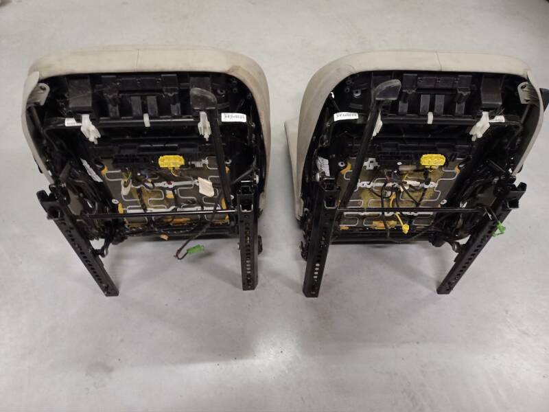 SLK onderzijde stoel R171