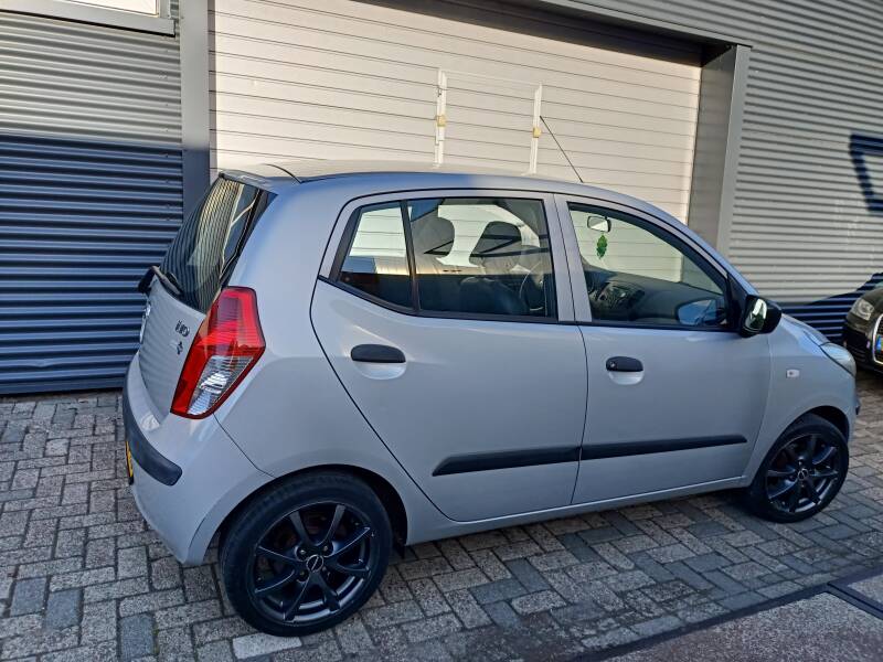 Hyundai i10 2010 64dkm