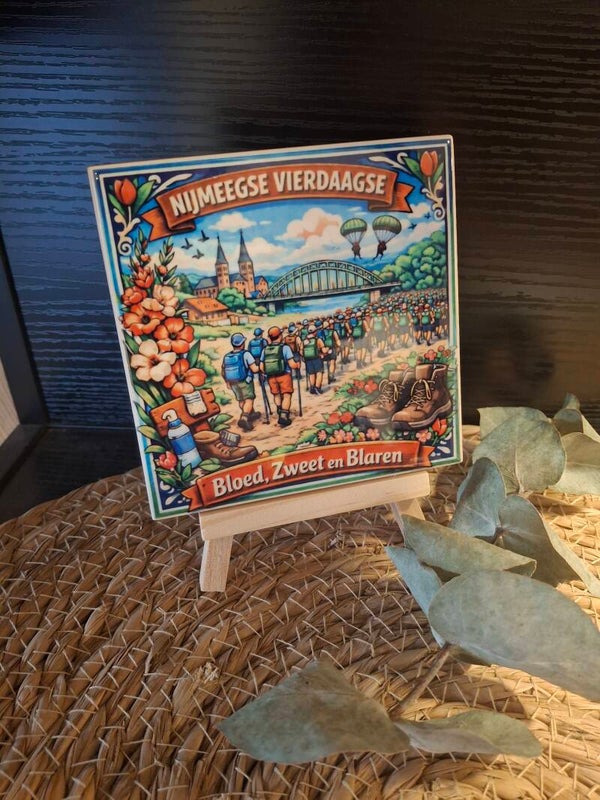 Tegeltje nijmeegse 4 daagse, bloed zweet en blaren
