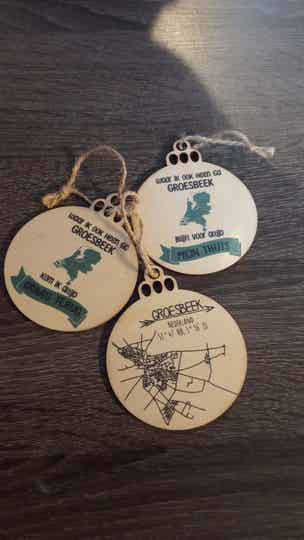 Houten kerstbal groesbeek