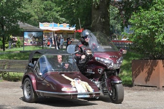 _dsc8001-standard-lkpops.jpg