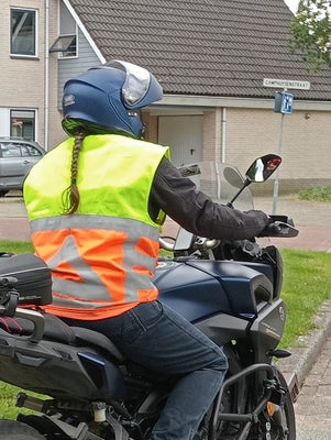 angeliek2024-13-standard-g73q6l.jpg