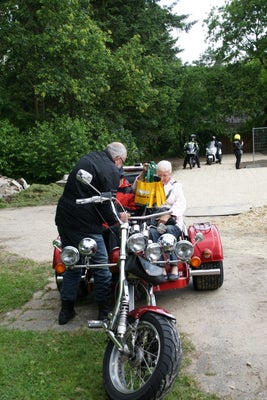 evdl085-standard-1tfiqf.jpg
