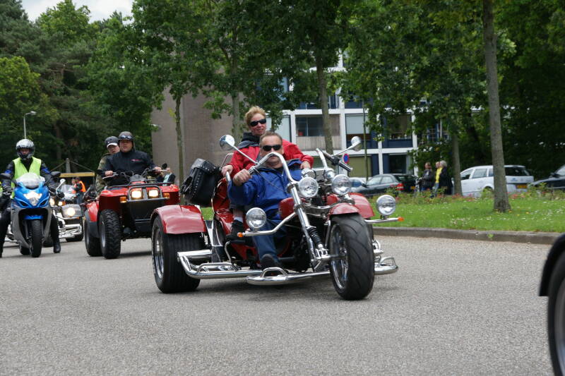 evdl179-standard-hrhiwk.jpg