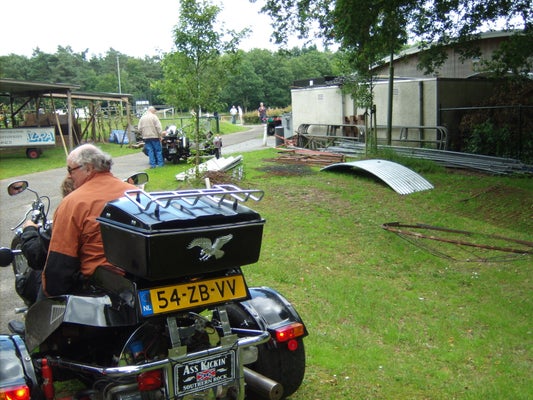 ik074-standard-qm0xqk.jpg